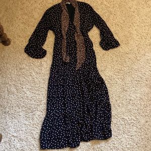 Fall dress.   Long sleeves maxi lined